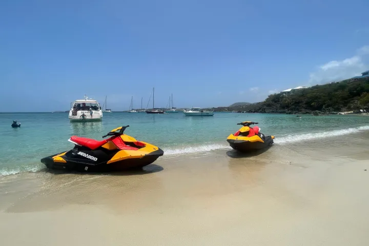 a small boat in a body of water